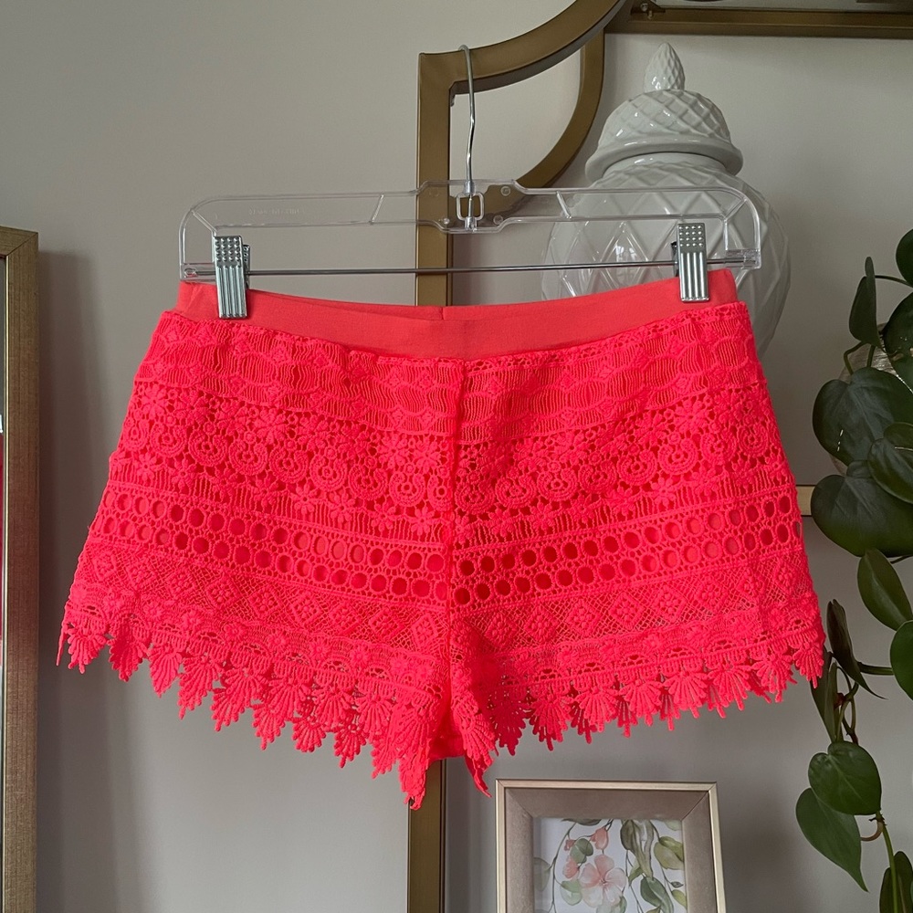 Pink H&M crochet lined shorts
